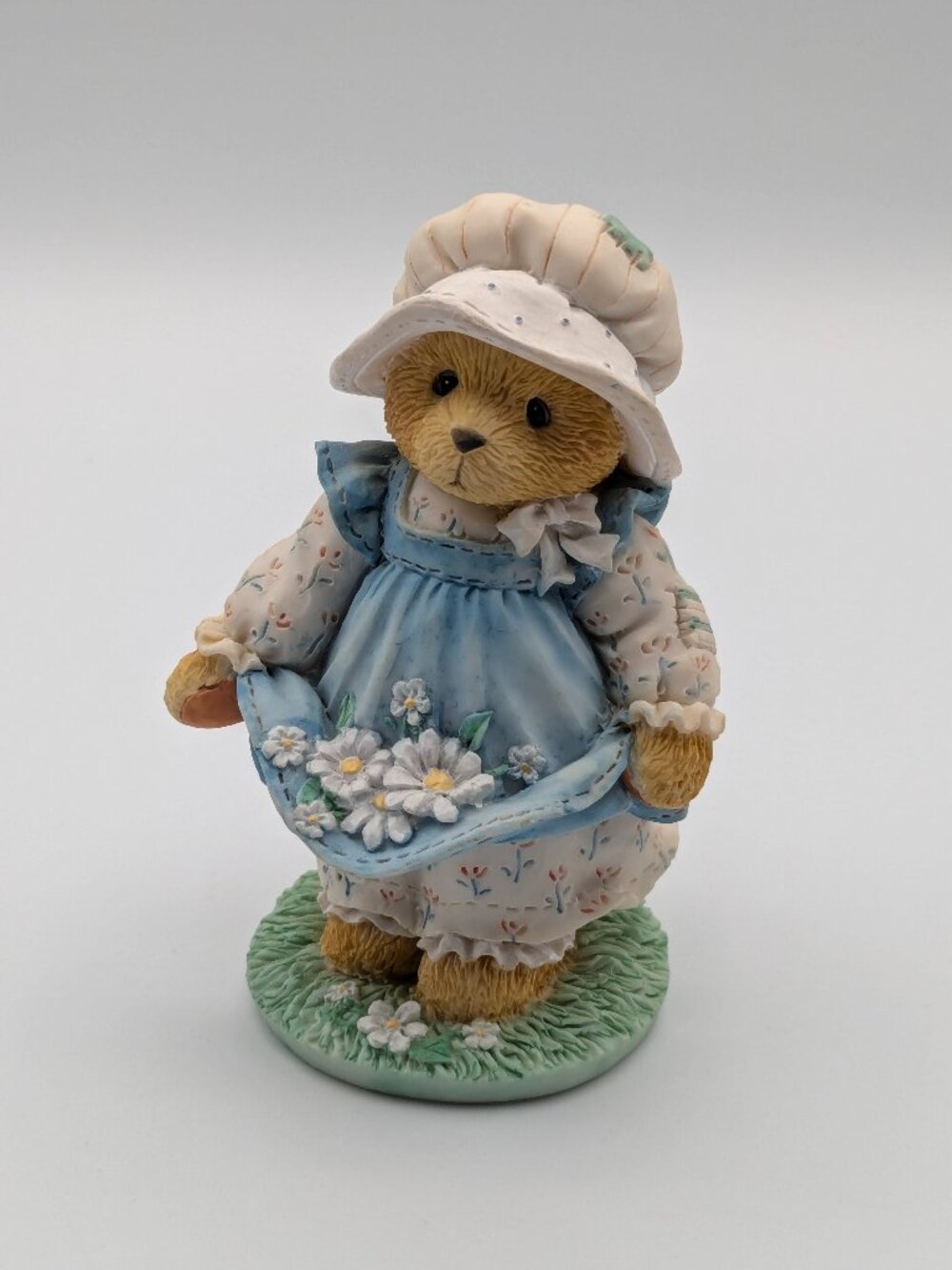 Cherished Teddies Gail Catching the First Blooms of Friendship (103772) 1994